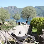 Island Garden - Ossuccio, Tremezzina By Lovecomo