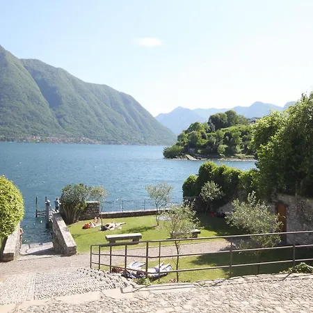 Island Garden - Ossuccio, Tremezzina By Lovecomo * Tremezzo